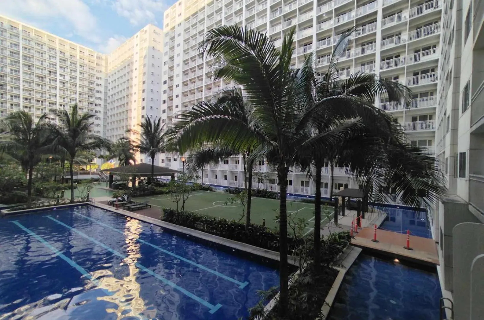 Shore 1 Residences - 2 Bedroom With Pool View Near Moa And Naia Manila 0*,