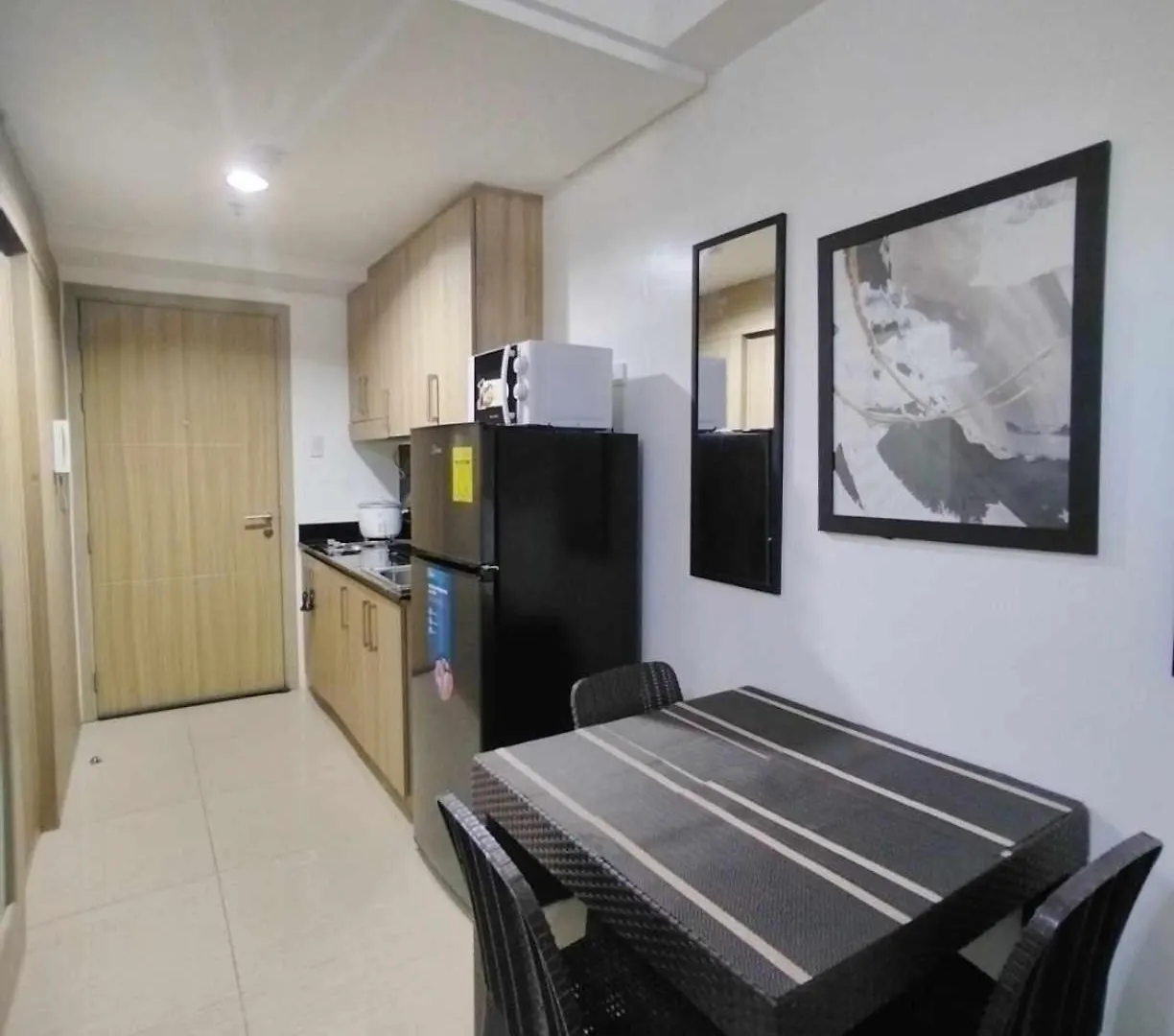 Apartment Shore 1 Residences - 2 Bedroom With Pool View Near Moa And Naia Manila Philippines